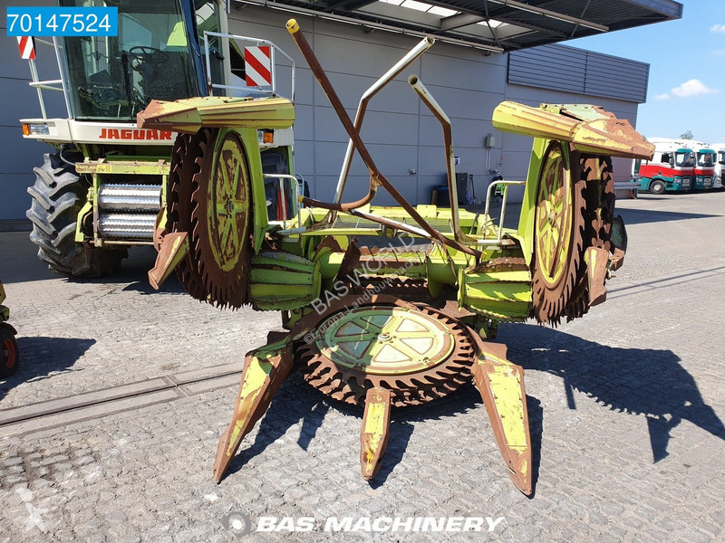 Ensileuse automotrice Claas Jaguar 820 HARVEST ATTACHMENTS INCLUDED - Photo 16