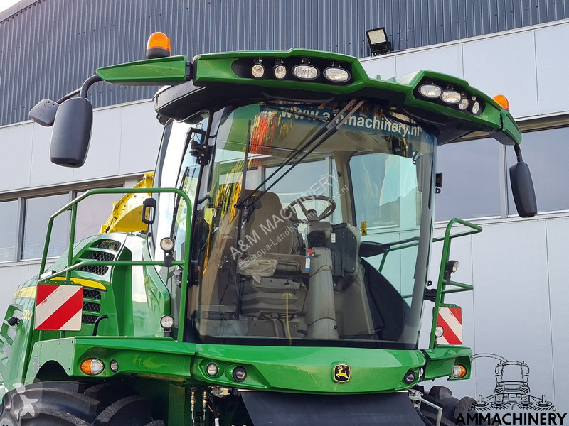 Ensileuse automotrice John Deere 8200 - Photo 10