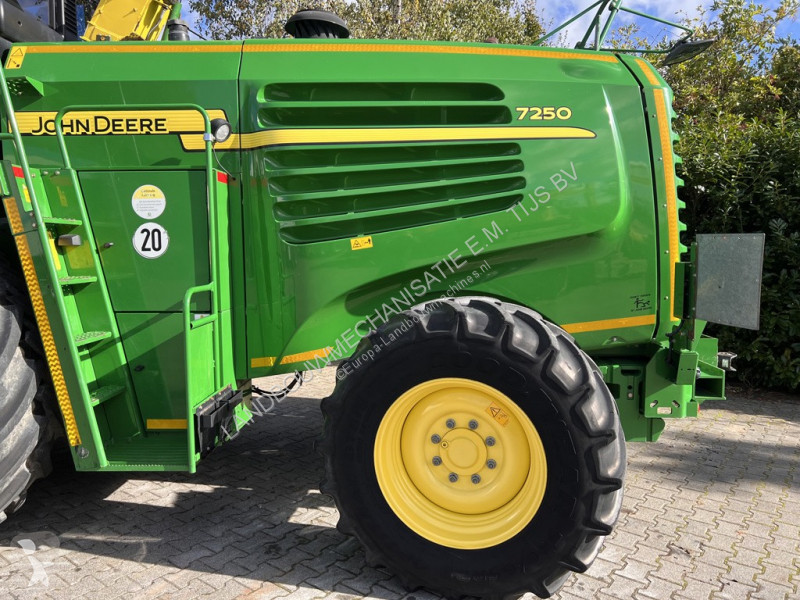 Ensileuse automotrice John Deere 7250 - Photo 6