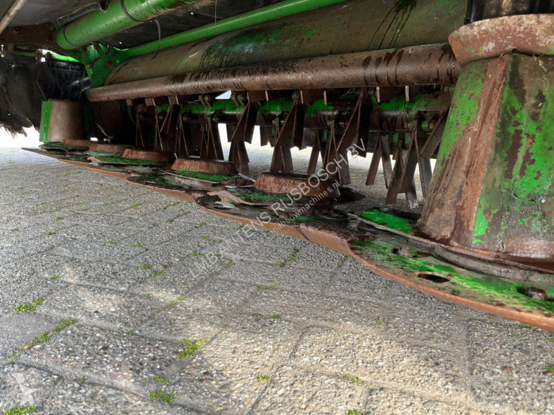 Faucheuse John Deere 328 A - Photo 6