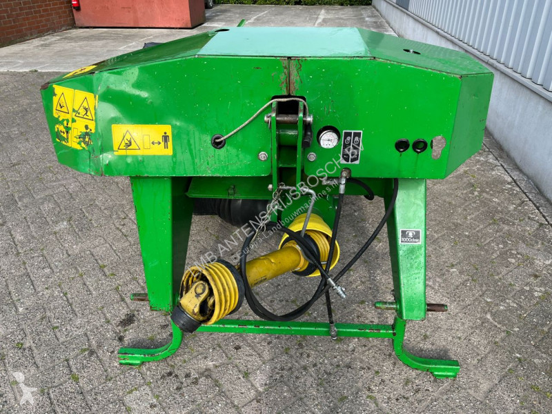 Faucheuse John Deere 328 A - Photo 9