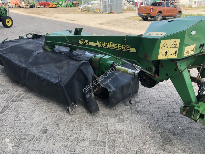 Faucheuse John Deere 328